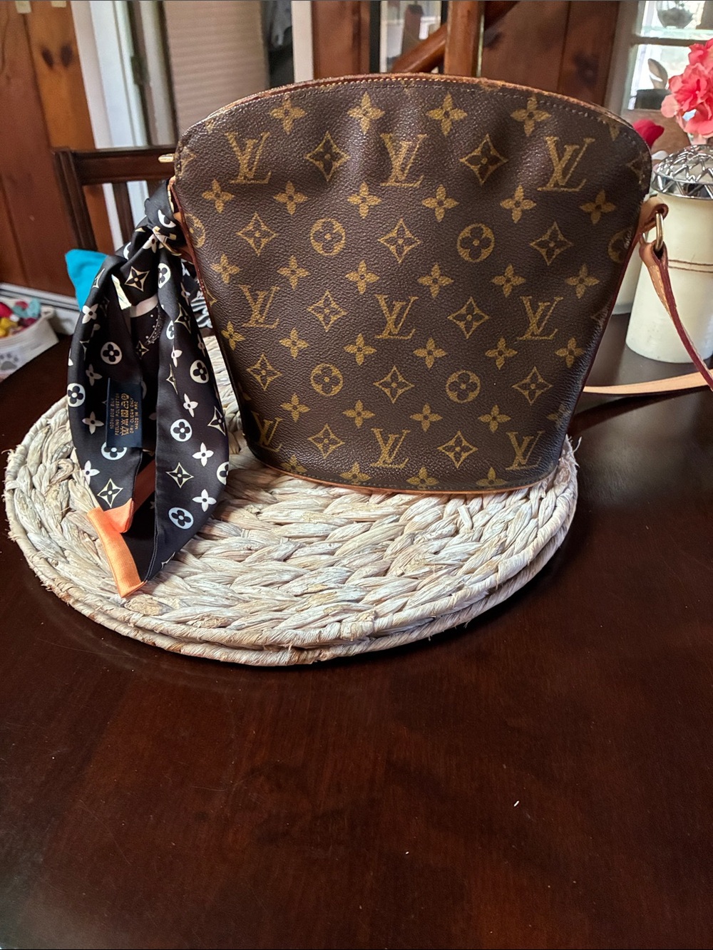 Louis Vuitton Monogram Crossbody in Brown with Tan Strap - Picture 3 of 11
